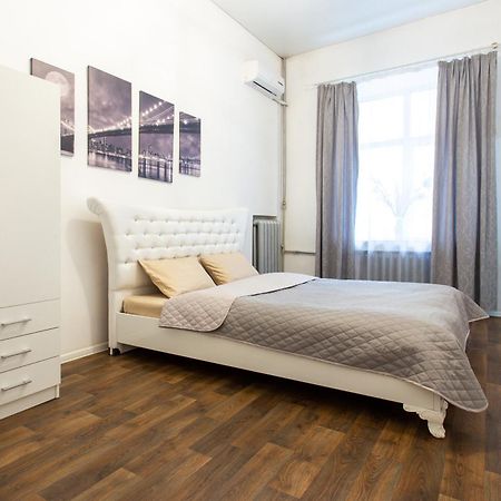 Pushkinskaya Street Apartment Harkiv Exterior foto